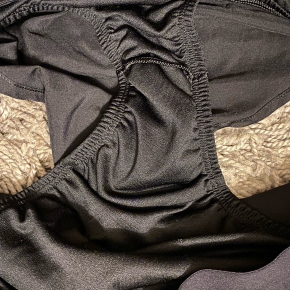 Victoria Sport Running Short - Picture 5 of 6